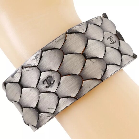 CHANEL COCO Mark Bracelet Silver metallic 106g Women - Picture 1 of 7